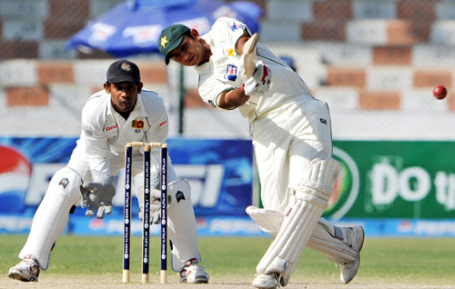 faisal iqbal wants to replace younus misbah