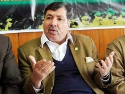 squash maestro qamar zaman to enter politics