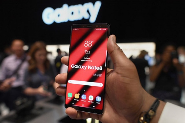 the samsung galaxy note 8 is unveiled at the samsung galaxy unpacked 2017 event on august 23 2017 in new york photo afp the samsung galaxy note 8 is unveiled at the samsung galaxy unpacked 2017 event on august 23 2017 in new york photo afp