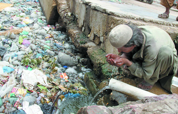 delay in work on sewage drain irks worshippers