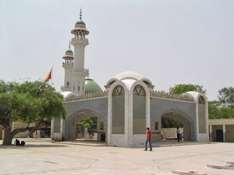 thousands of devotees pay homage to the sufi saint for his message of peace and love thousands of devotees pay homage to the sufi saint for his message of peace and love