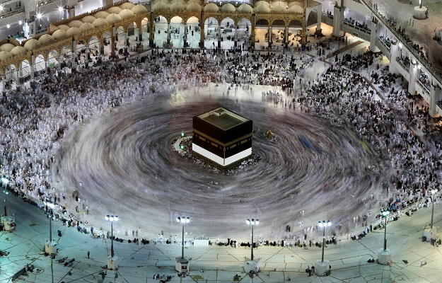 this long exposure photograph shows muslim pilgrims during tawaf at the grand mosque in saudi arabia 039 s holy city of makkah photo afp