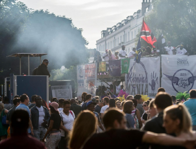 notting hill carnival crowd in london hit by acid attack notting hill carnival crowd in london hit by acid attack