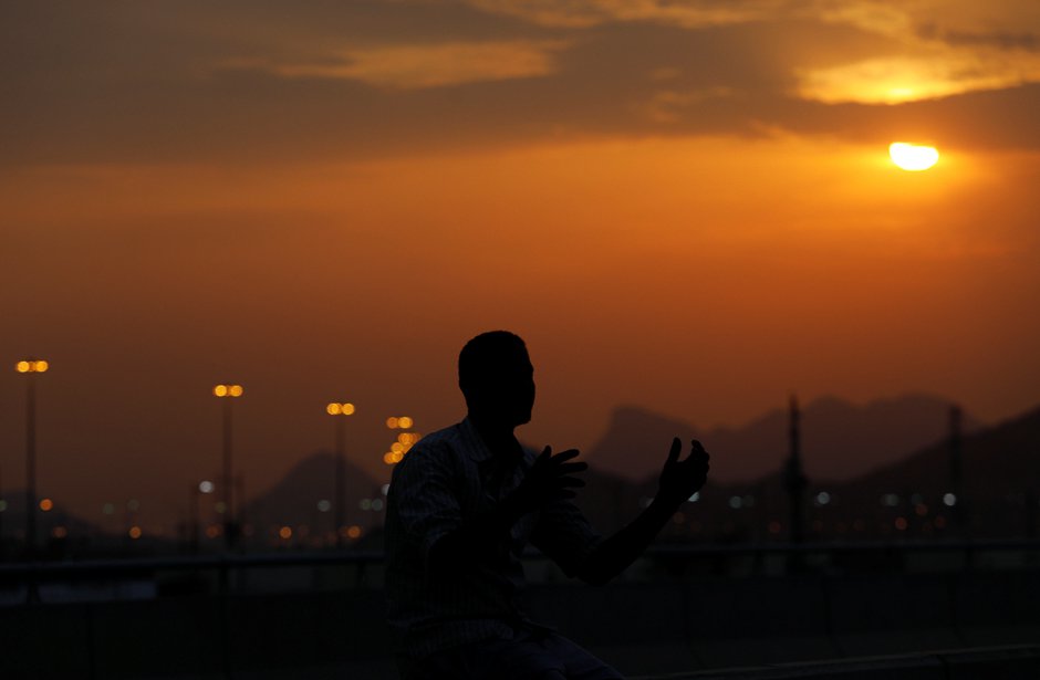 a pilgrim prays on the first day hajj in arafat saudi arabia photo reuters