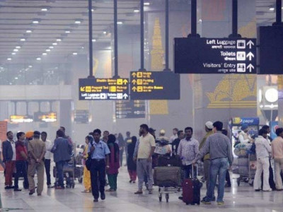 kuwaiti man 3 women sent back to dubai for refusing to lift veil at delhi airport kuwaiti man 3 women sent back to dubai for refusing to lift veil at delhi airport