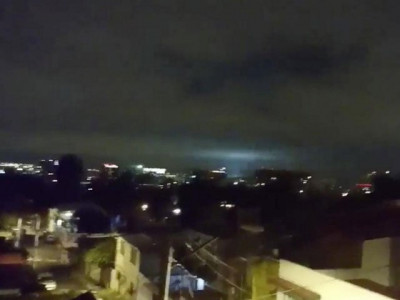 mysterious bright lights lit up sky amid massive earthquake in mexico mysterious bright lights lit up sky amid massive earthquake in mexico