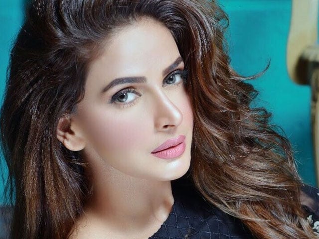 Xxx Pak Sabaqamar Video Sax - Why is 'Sexify' trending in our country, asks Saba Qamar