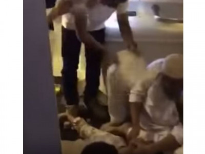 no air conditioning video shows hajj pilgrims suffering in karachi bound flight no air conditioning video shows hajj pilgrims suffering in karachi bound flight