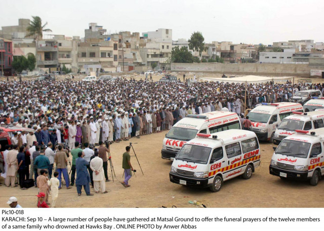 twelve family members were laid to rest on sunday photo online twelve family members were laid to rest on sunday photo online