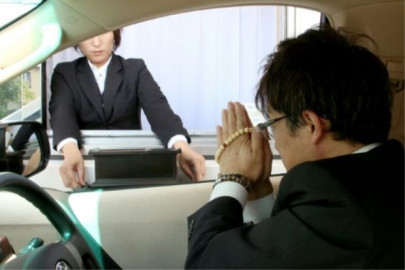 japanese firm to offer drive thru funeral service