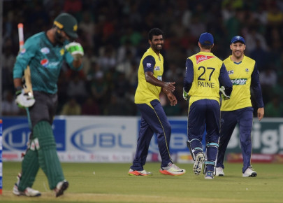 arthur bemoans team s inability to handle pressure