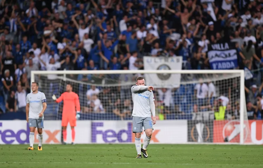 everton 039 s wayne rooney looks dejected after atalanta 039 s alejandro gomez scores their second goal in europa league encounter on september 14 2017 photo reuters everton 039 s wayne rooney looks dejected after atalanta 039 s alejandro gomez scores their second goal in europa league encounter on september 14 2017 photo reuters