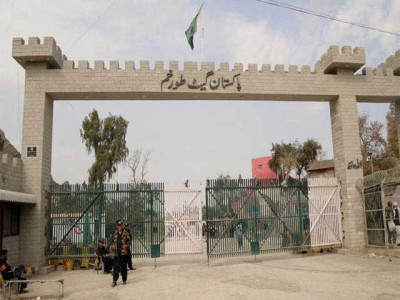 pak afghan ties torkham border crossing reopens