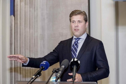 iceland sets snap election for october 28 president iceland sets snap election for october 28 president