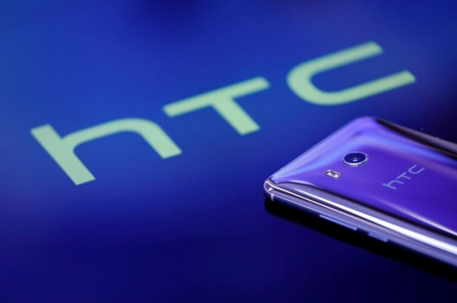 a htc quot u11 quot smartphone is displayed in this illustration photo taken august 1 2017 photo reuters a htc quot u11 quot smartphone is displayed in this illustration photo taken august 1 2017 photo reuters