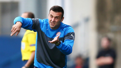 dinamo zagreb coach breaks arm in latest attack on club staff