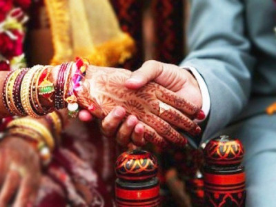 sri lanka probes longest saree wedding for using kids
