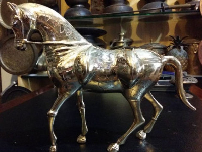 peshawar s antiques and handicrafts business slumps with afghan refugees departure