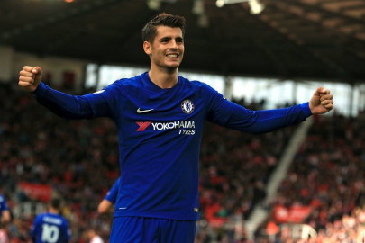 conte chelsea fans sing morata s praises conte chelsea fans sing morata s praises
