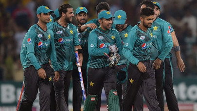 mahmood praises policy of single captain for all formats mahmood praises policy of single captain for all formats