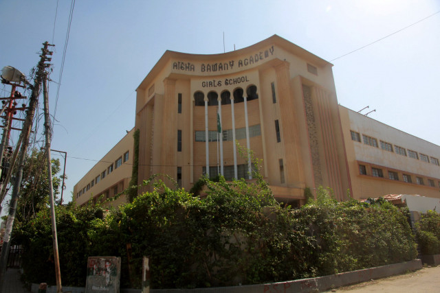 the court ordered the opening of the school in order to facilitate the students photo athar khan express the court ordered the opening of the school in order to facilitate the students photo athar khan express