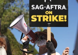 hollywood videogame performers go on strike hollywood videogame performers go on strike