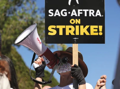 hollywood videogame performers go on strike hollywood videogame performers go on strike