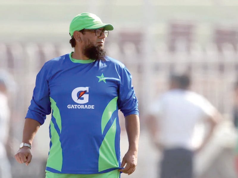 former pakistan head coach saqlain mushtaq believes if pakistan prepare properly they can defeat india photo afp