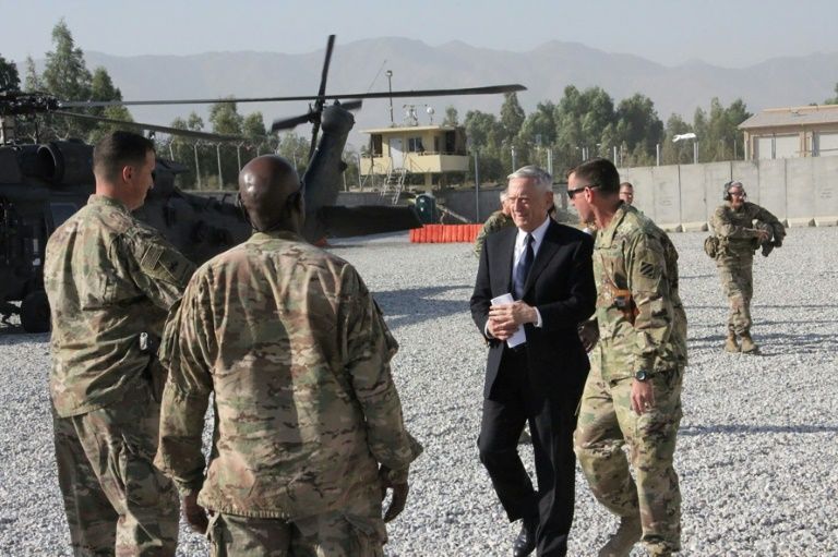 during a high profile visit by us defense secretary jim mattis and nato chief jens stoltenberg to the afghan capital kabul on wednesday insurgents launched a volley of rockets near the city 039 s international airport photo afp