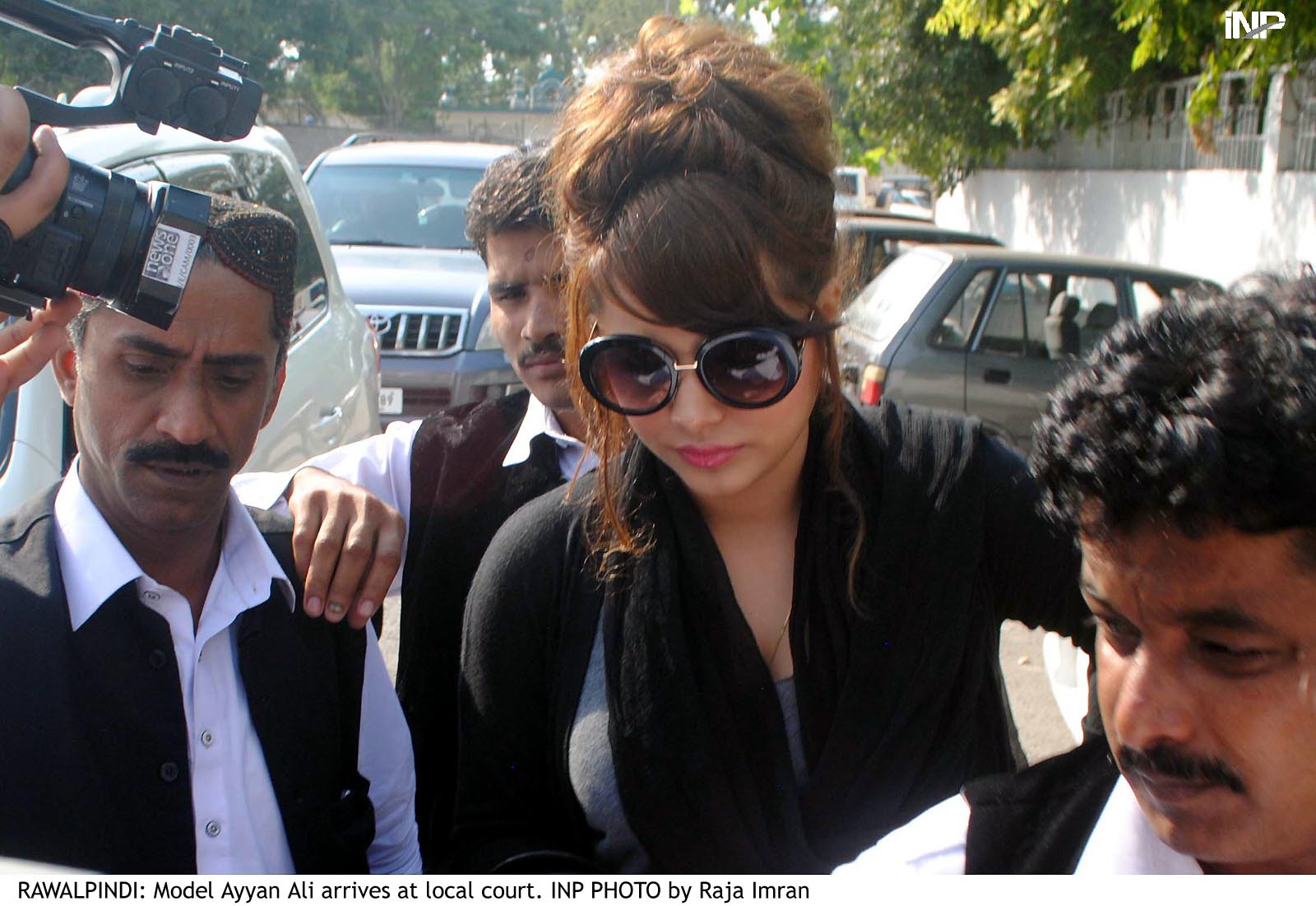 model ayyan ali arrives at local court photo inp