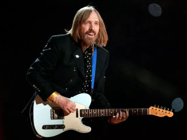 file photo singer tom petty and the heartbreakers perform during the half time show of the nfl 039 s super bowl xlii football game between the new england patriots and the new york giants in glendale arizona u s february 3 2008 reuters jeff haynes file photo file photo singer tom petty and the heartbreakers perform during the half time show of the nfl 039 s super bowl xlii football game between the new england patriots and the new york giants in glendale arizona u s february 3 2008 reuters jeff haynes file photo