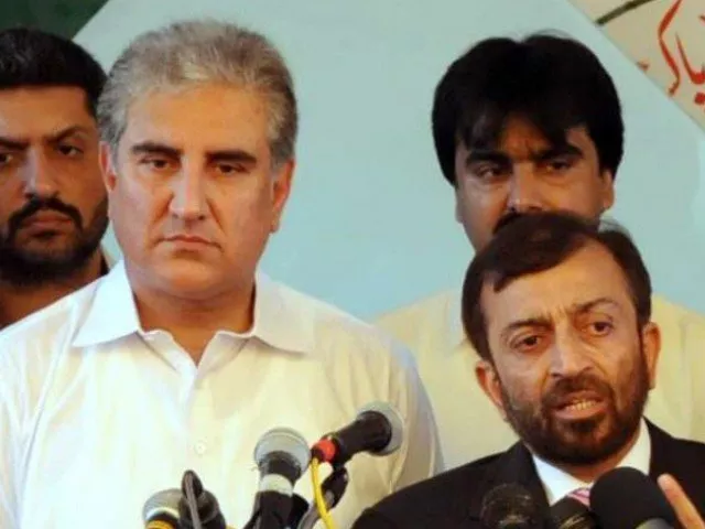 a file photo of pti leader shah mehmood qureshi with mqm 039 s farooq sattar photo irfan ali express a file photo of pti leader shah mehmood qureshi with mqm 039 s farooq sattar photo irfan ali express