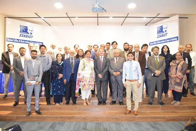 the industry professionals spoke about harnessing skills of students by providing high quality education photo courtesy szabist the industry professionals spoke about harnessing skills of students by providing high quality education photo courtesy szabist
