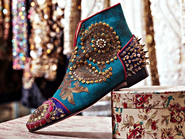 FIRST LOOK: Louboutin's Real Life Cinderella Shoes - Fairytale