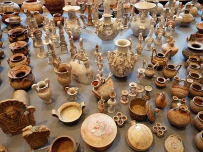 bid to smuggle mughal era antiquities foiled bid to smuggle mughal era antiquities foiled