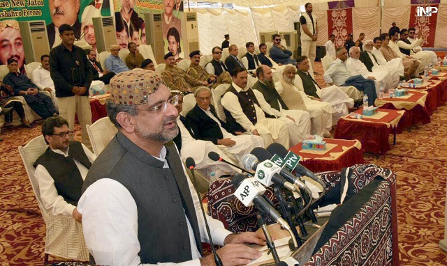 prime minister shahid khaqan abbasi addresses a public gathering in naushehro feroze photo inp