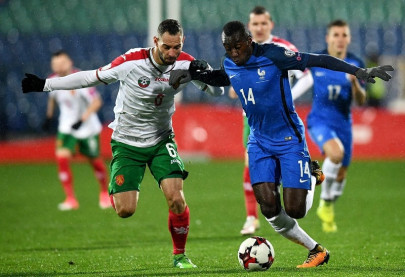 france trail blaise their way to top of group france trail blaise their way to top of group