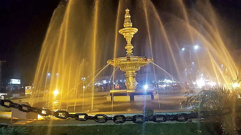 water splashes out of the fountain in bahawalpur photo express water splashes out of the fountain in bahawalpur photo express
