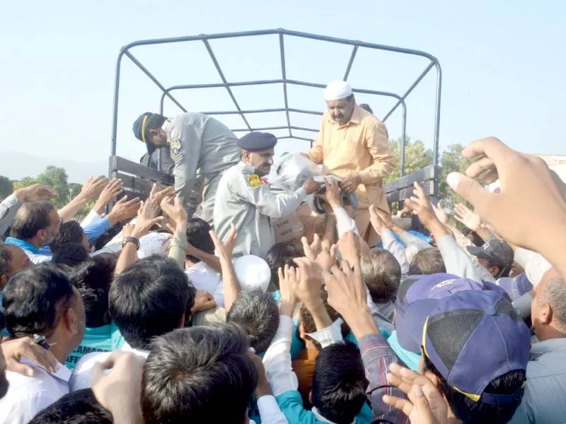traffic police distributed free helmets and held a bike safety rally on friday before starting a crackdown on monday photo express traffic police distributed free helmets and held a bike safety rally on friday before starting a crackdown on monday photo express