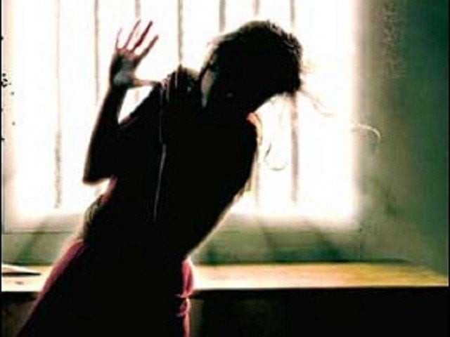 according to police mohammad bakhsh hit his wife shamim bibi 40 with an axe and a hammer killing her on the spot photo courtesy monitor upeace com according to police mohammad bakhsh hit his wife shamim bibi 40 with an axe and a hammer killing her on the spot photo courtesy monitor upeace com