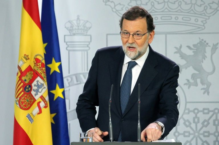 spain 039 s prime minister mariano rajoy gives a press conference after a crisis cabinet meeting at the moncloa palace on october 11 2017 in madrid photo afp