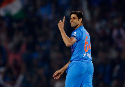 nehra set to retire from all forms of cricket report