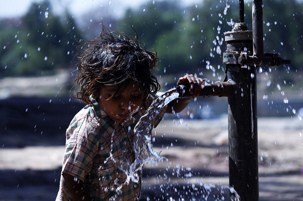 pakistan is going to face a high level of water stress by 2020 by 2030 the ranking will worsen further to extremely high level thus pushing pakistan to the list of top 33 countries under extreme water stress according to the world resource institute photo online