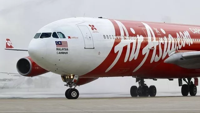 an airasia x airbus a340 passenger jet arrives on its inaugural flight from kuala lumpur to paris orly airport february 2011 source reuters an airasia x airbus a340 passenger jet arrives on its inaugural flight from kuala lumpur to paris orly airport february 2011 source reuters