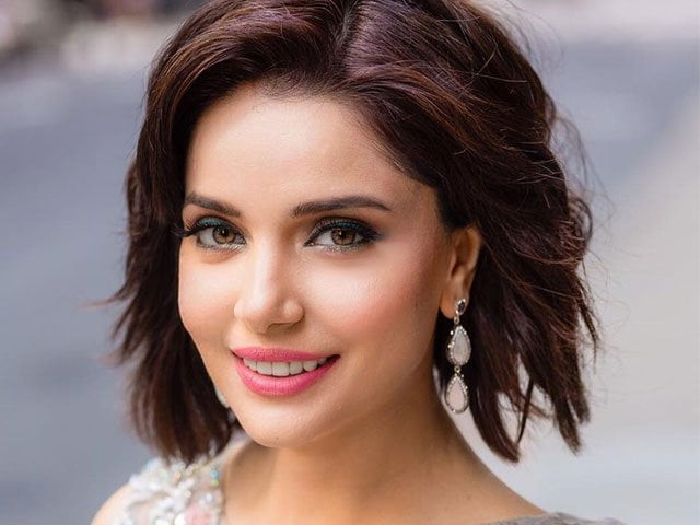 photo instagram armeena khan photo instagram armeena khan