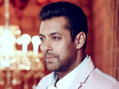 salman khan outranks srk and akshay kumar as bollywood icon of 2017 salman khan outranks srk and akshay kumar as bollywood icon of 2017