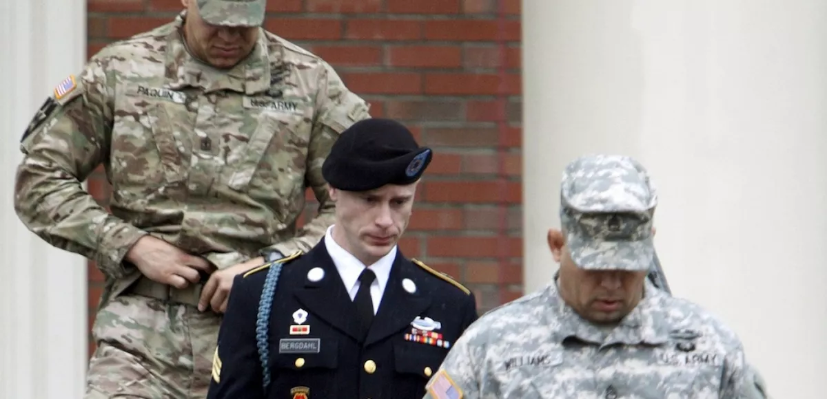 army sgt bowe bergdahl center leaves the courthouse after an arraignment photo reuters army sgt bowe bergdahl center leaves the courthouse after an arraignment photo reuters
