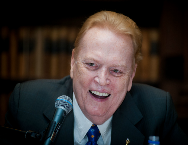 larry flynt on a mission to remove donald trump from office