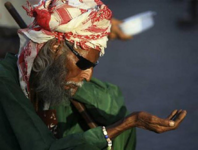 crackdown ordered on pakistani beggars abroad