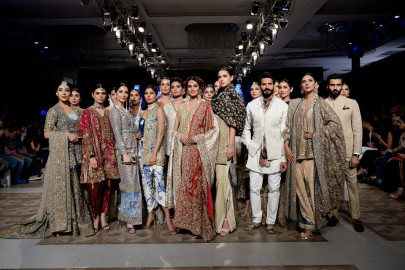 brides take note mahgul alongside outhouse jewellery bring bridal showcase to karachi brides take note mahgul alongside outhouse jewellery bring bridal showcase to karachi